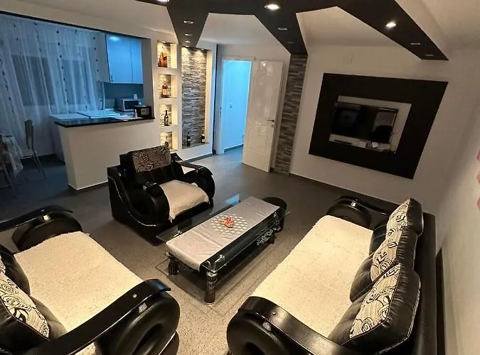 Angelikatos 골루바츠